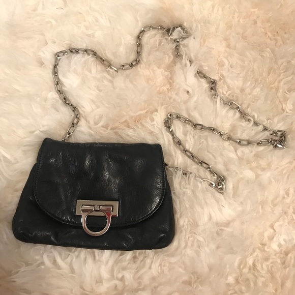 ❣️ SOLD❣️ LA DIVA 💄 BAG - Picture 1 of 4